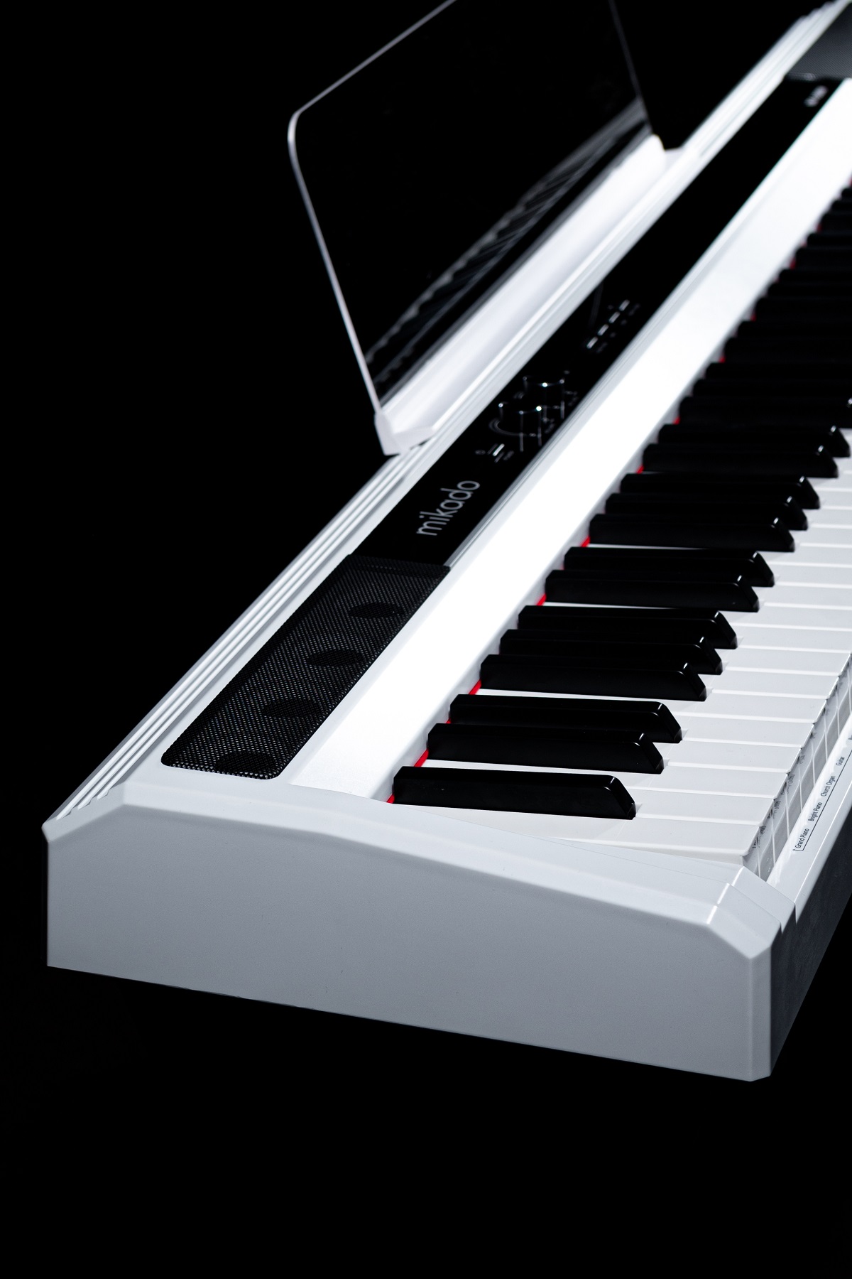 картинка Mikado MK-1800W Цифровое фортепиано от магазина prostore.me