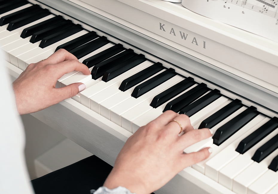 KAWAI CN201 W - цифровое пианино, банкетка, механика Responsive Hammer III, 88 клавиш, цвет белый купить в prostore.me