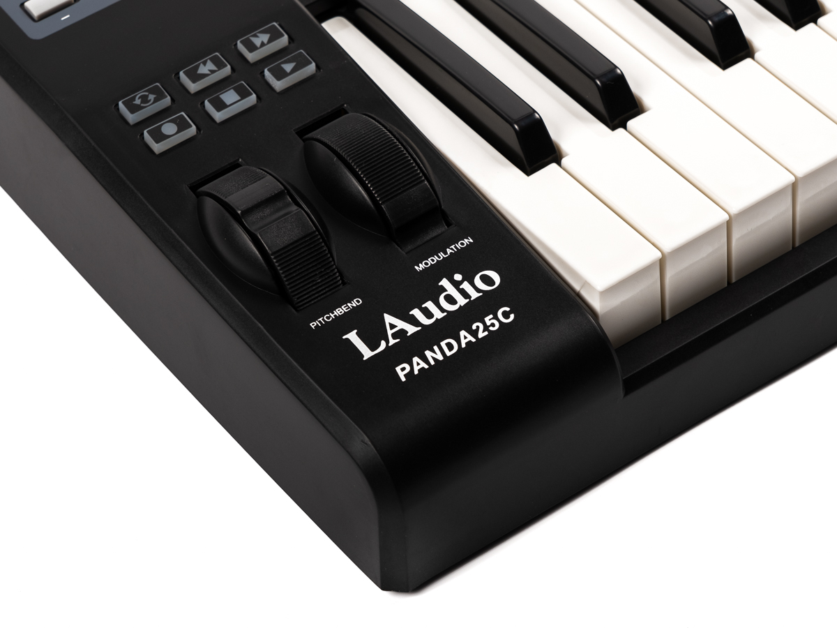 картинка Panda-25C MIDI-контроллер, 25 клавиш, LAudio от магазина prostore.me