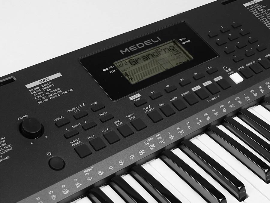 Medeli MK100 Синтезатор, 61 клавиша. купить в prostore.me