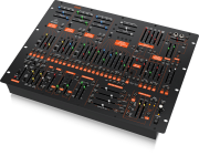 BEHRINGER 2600 - полумодульный рековый синтезатор