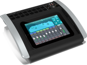 BEHRINGER X18 - портативный цифровой микшер
